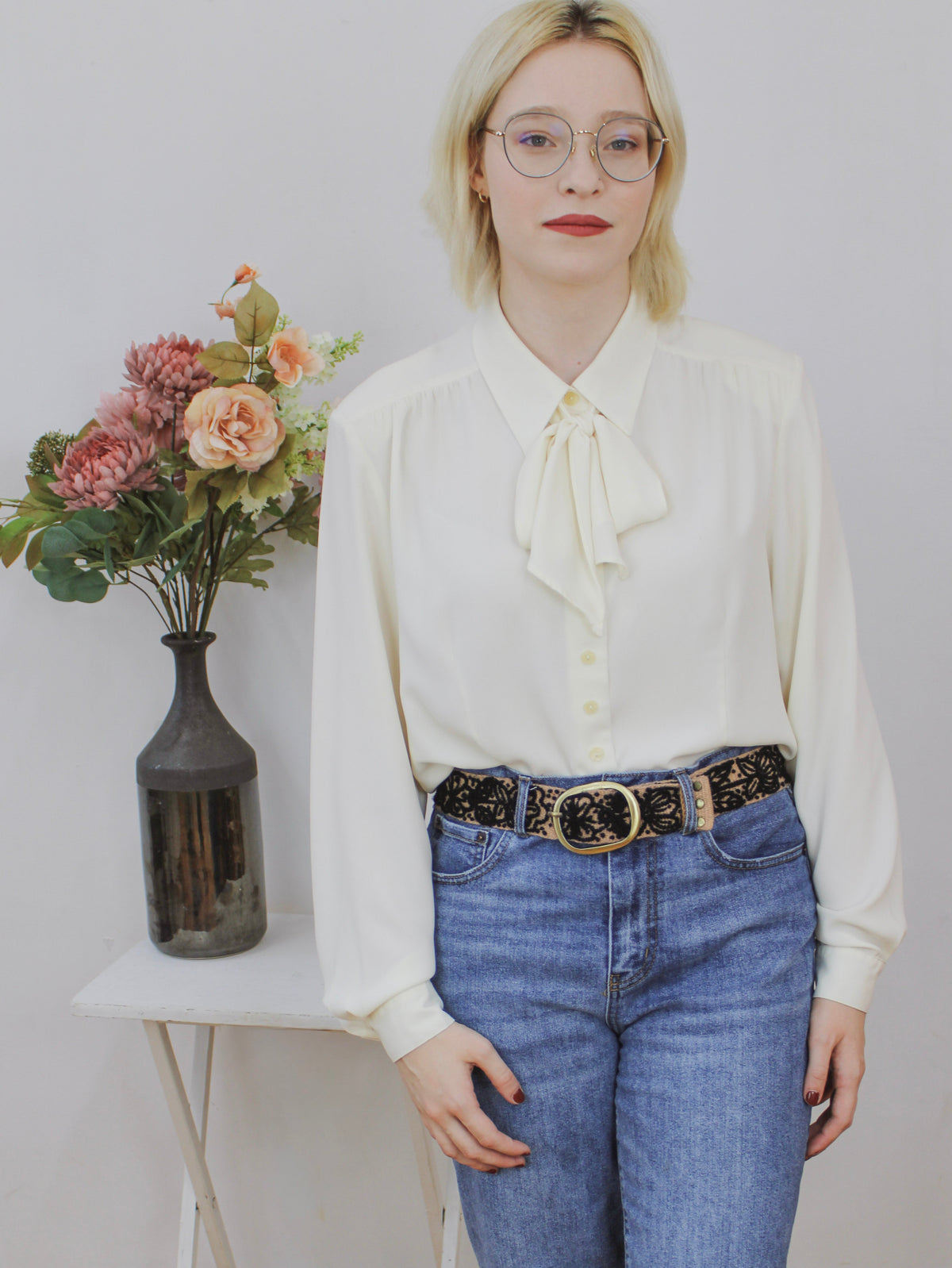 Sombra Rosa Embroidered Belt