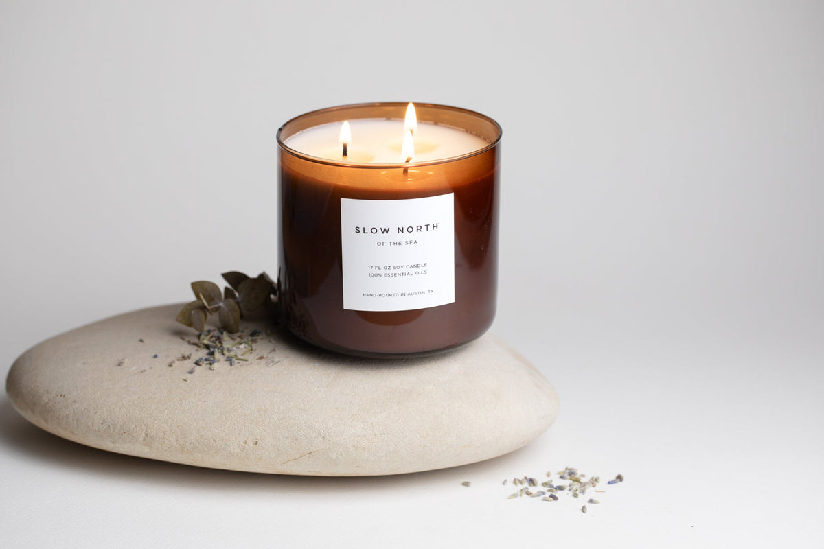Of The Sea (Eucalyptus + Lavender + Peppermint) - Signature 3-Wick Candle